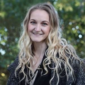 Meet your Posher, Amy